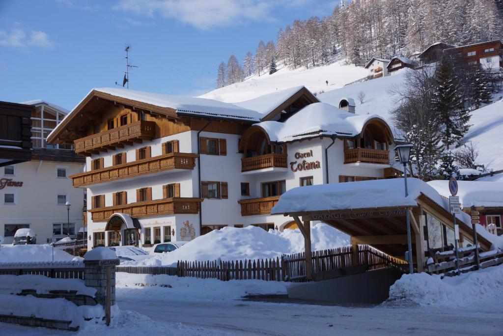 Garni Tofana Hotel Corvara In Badia Exterior photo